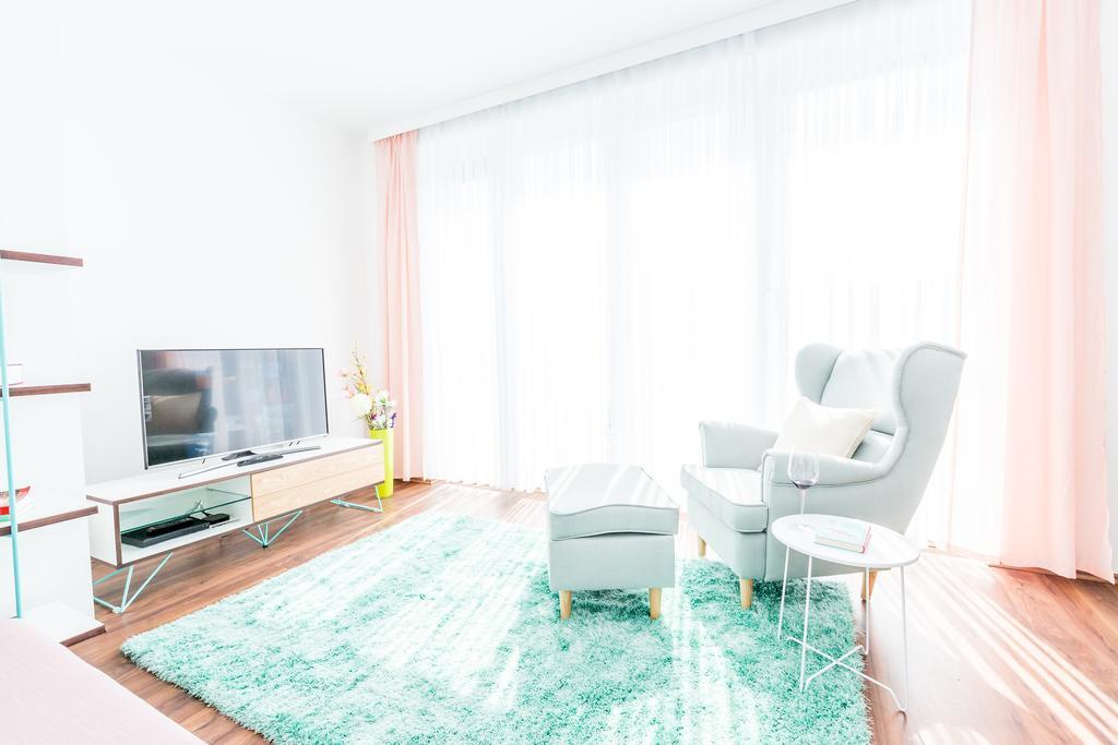 Mar Suite Apartments - Center Вена Экстерьер фото